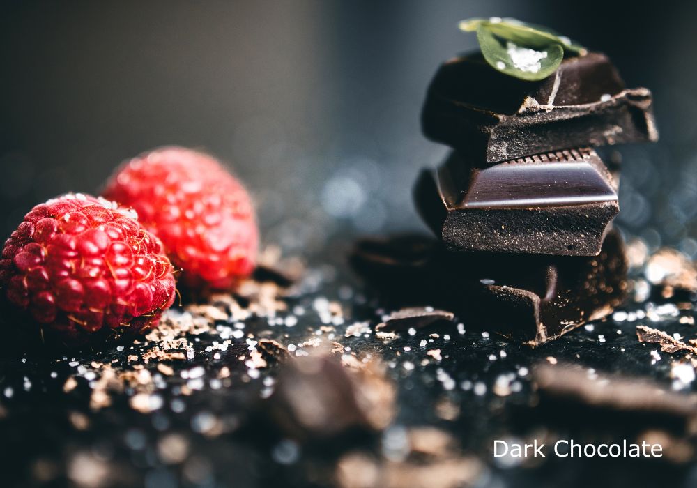 Dark chocolate is super delicious.