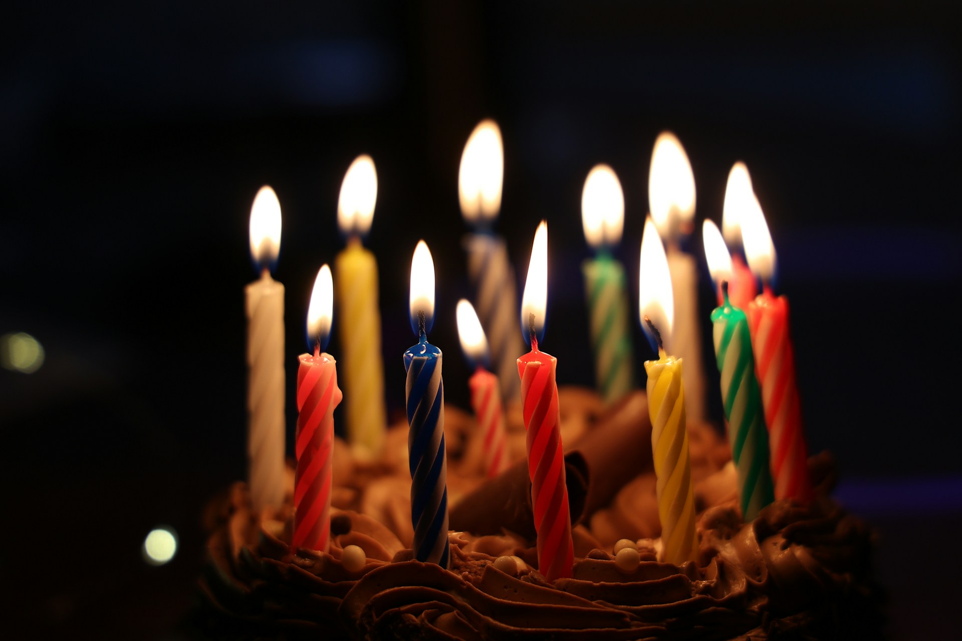Candles in birtday cake