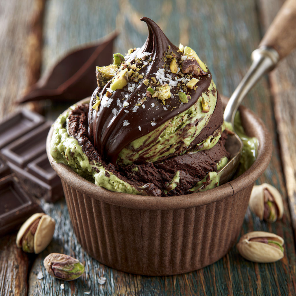 Dark chocolate with salted pistachio Ice Cream