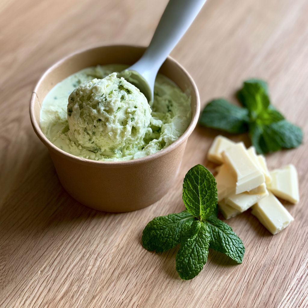 Fresh mint and white chocolate Ice Cream